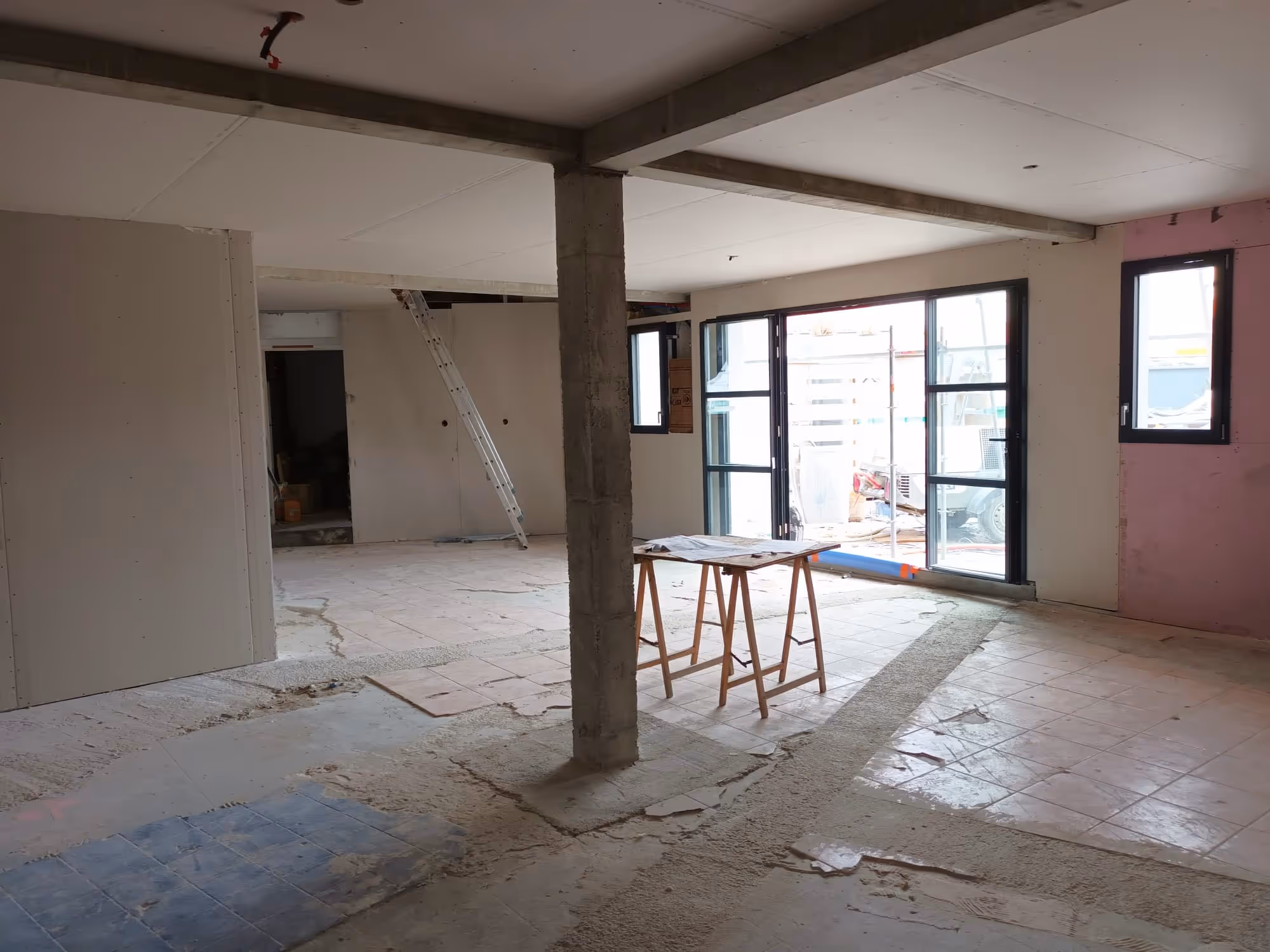 Chantier en cours au projet Marbella, travaux de gros œuvre