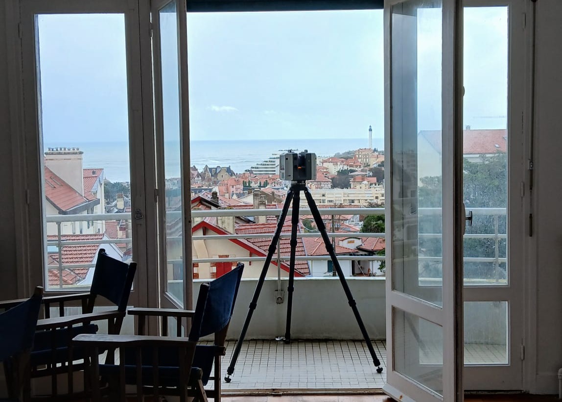 PROJET VERDUN - Prise de cotes au scan 3D pour la rénovation de cette appartement avec une vue exceptionnelle sur Biarritz