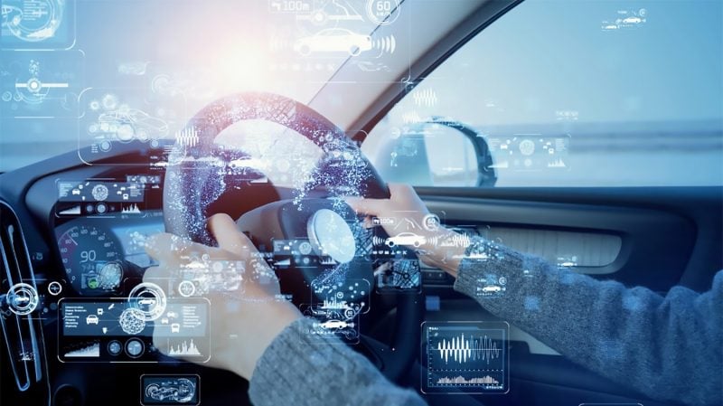 Pour faire face au tsunami chinois de la voiture connectée, Honda et Nissan unissent leur forces.