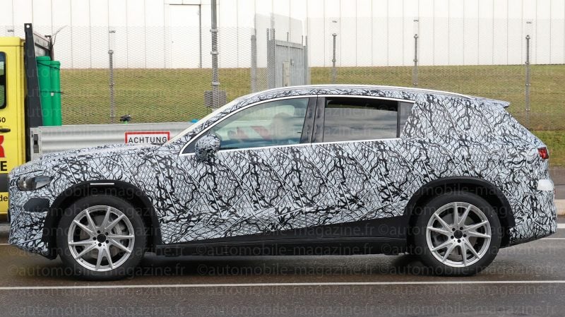 La prochaine mouture du Mercedes GLC sera livrable en thermique comme en électrique.