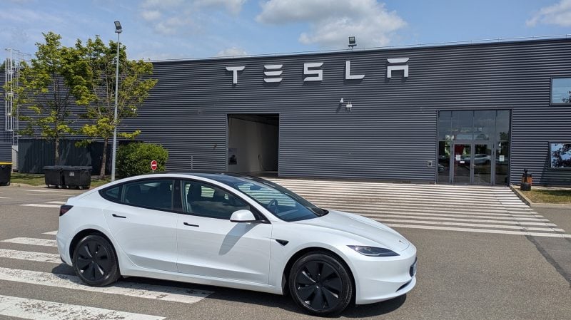 Que vous achetiez une Tesla Model 3 ou Model Y (Model S et Model X ne sont plus disponibles en France), vous pouvez acheter une option à 7 500 € qui n'est pas activable en France ni en Europe...