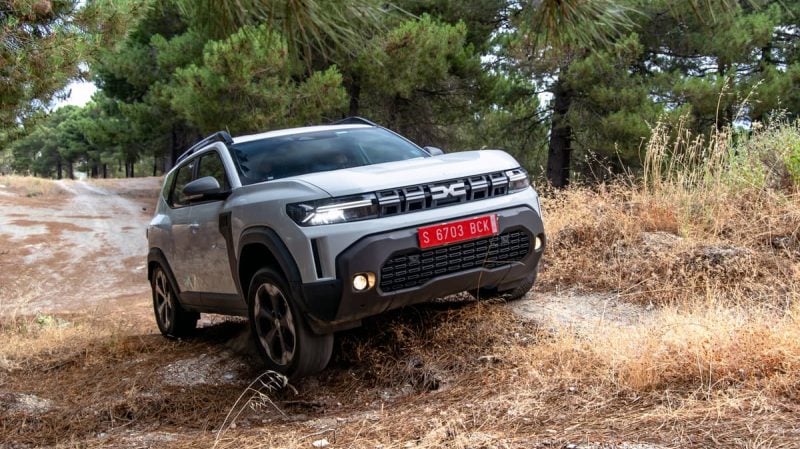 La nouvelle version Hybrid-G 150 4x4, dotée d'une transmission intégrale, d'une boîte automatique, d'une hybridation et fonctionnant au GPL est unique au monde.