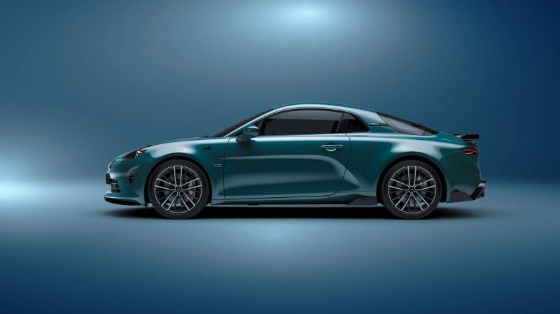L'Alpine A110 GTS reprend le moteur et les réglages châssis d'une version S. Elle est ici dotée d'un kit aérodynamique optionnel.