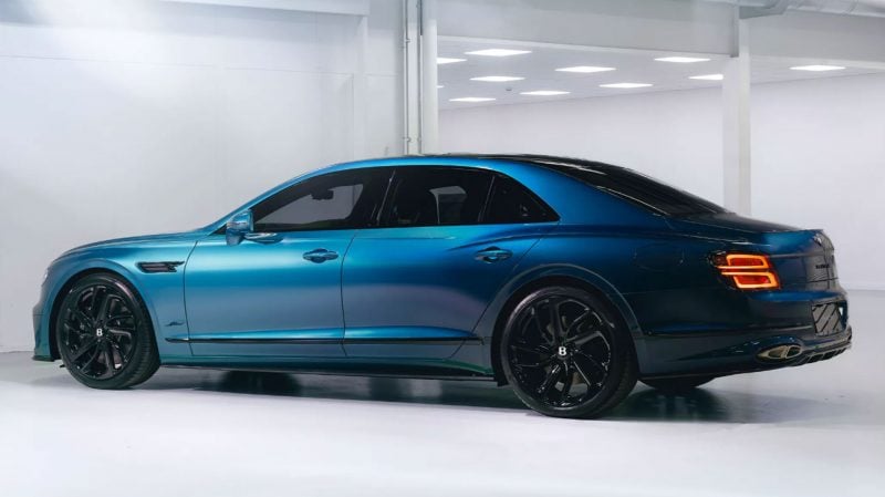 Deux peintres hautement qualifiés ont œuvré durant 60 heures afin d'obtenir ce résultat.