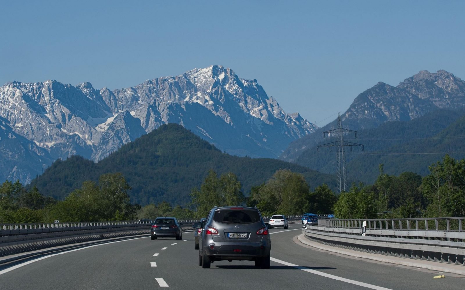 Autoroutes autrichiennes : Passage total au digital pour la vignette dès 2027
