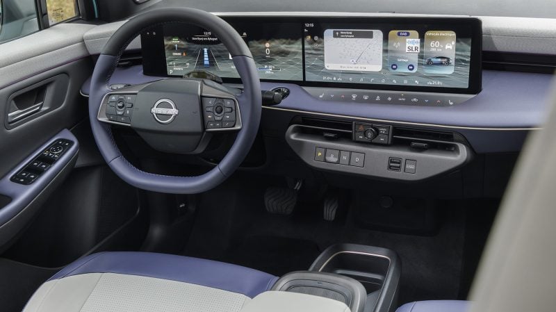 L'interface multimédia de la Nissan Leaf repose sur une double dalle couleur de 14,3 pouces.