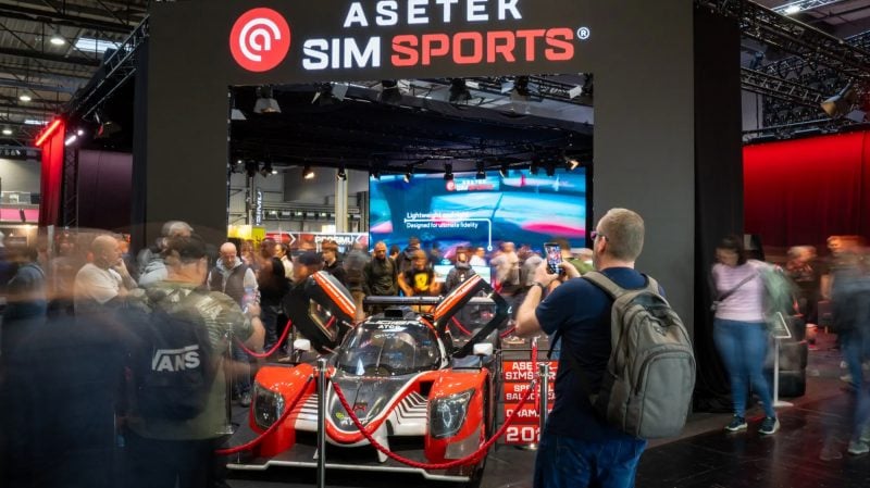 Organisée à Dortmund, en Allemagne, la Simracing Expo est un salon dédié entièrement aux simulations automobiles.
