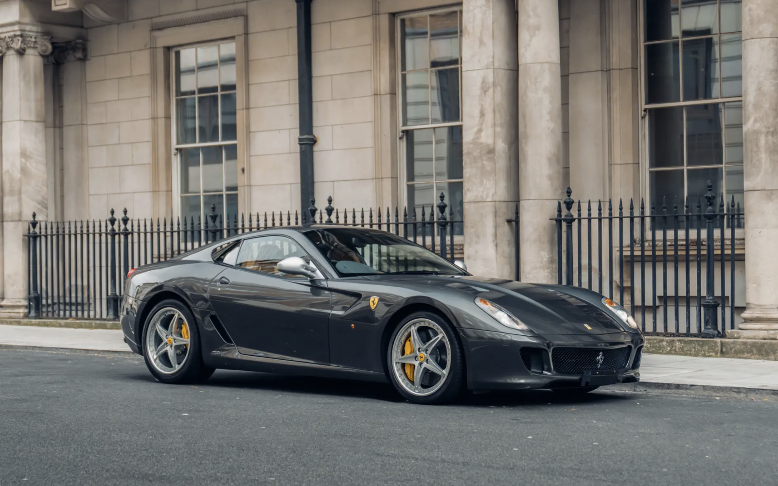 Dernière Ferrari à 3 pédales : cette 599 GTB Fiorano pourrait faire exploser les enchères