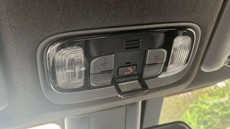 Le remplacement du système eCall sur les voitures actuelles s'annonce impossible.