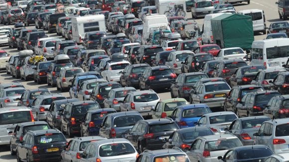 Dans le cas où la circulation est complètement bloquée, en Italie, le remboursement peut aller de 50 à 100 % selon le temps passé dans les embouteillages. © automobile-magazine.fr