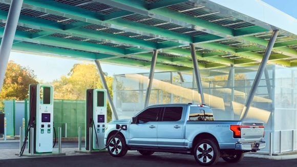 Recharge du Ford F-150 Lightning, autonomie jugée juste par de nombreux utilisateurs