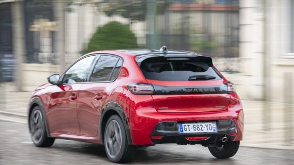 Peugeot 208 et 2008 sans version d'accès manuelle