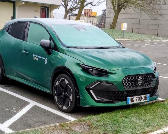 La Renault Clio 6, reçue par un concessionnaire du pays de Gex.