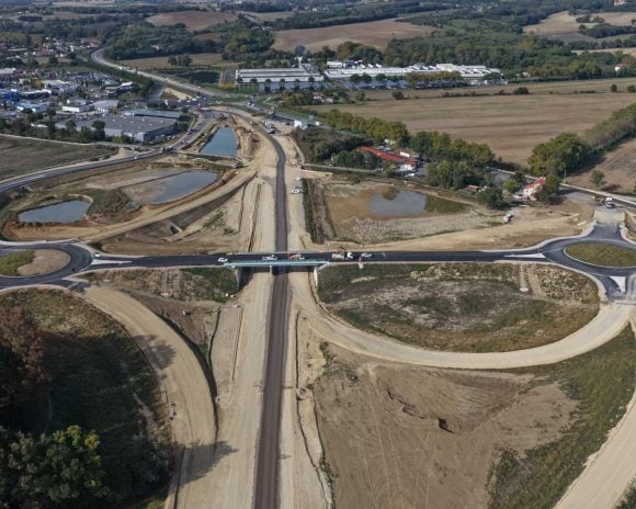 Autoroute A69 : la cour administrative d’appel relance le chantier entre Castres et Toulouse. Les autorisations environnementales sont rétablies, avec une mise en service visée à l’automne 2026. © Atosca