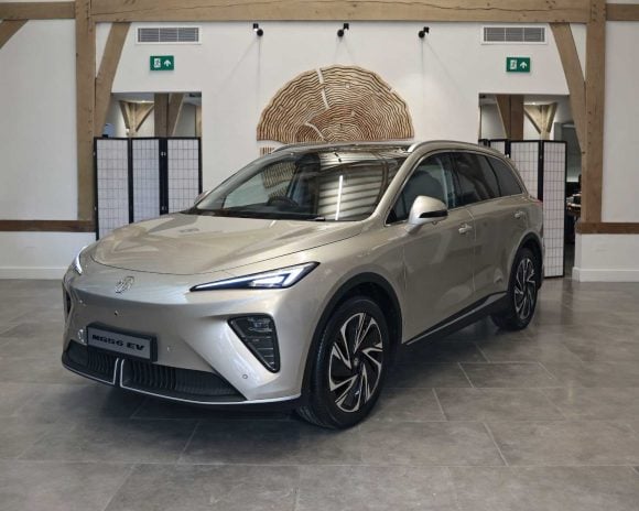 Aperçu du MG S6 EV avant son arrivée sur les routes françaises