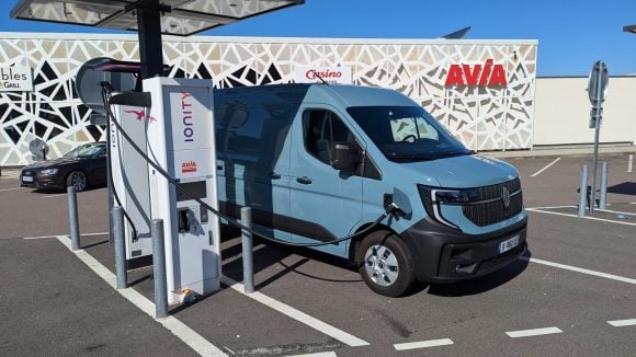 Le Master électrique peut supporter jusqu’à 130 kW en charge rapide (courant continu)