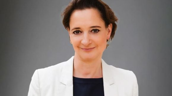 Katrin Adt, CEO de Dacia