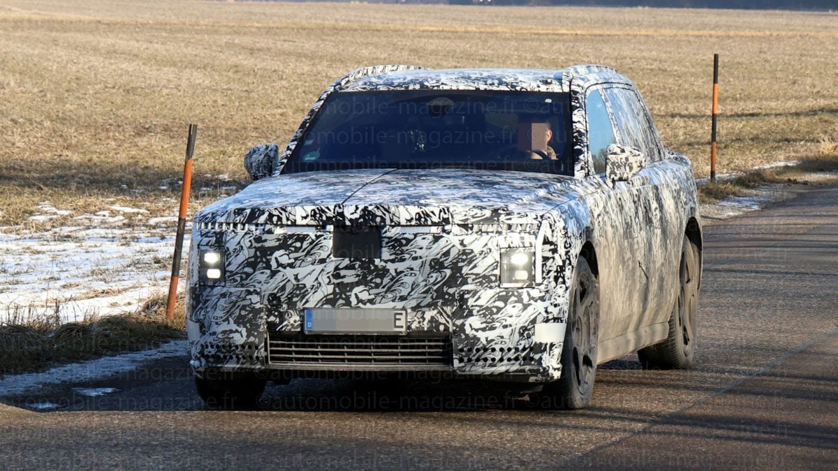 Rolls‑Royce tease son prochain électrique : un crossover de luxe en approche