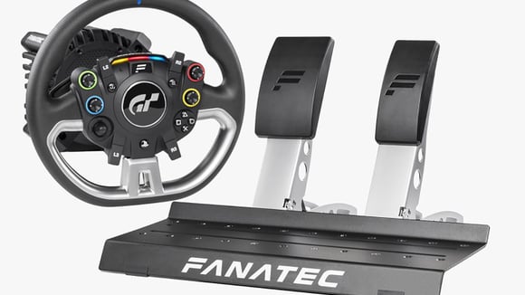 Les packs Fanatec avec roue et pédalier profitent de réductions moins importantes que les bases seules