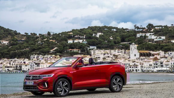 Les ventes du T-Roc Cabriolet dépassent la somme de celles de la Mazda MX-5 et de la Ford Mustang.