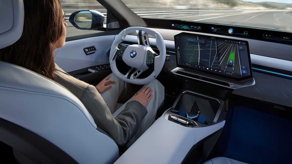 BMW iX3 : homologation DCAS et conduite sans les mains jusqu’à 130 km/h