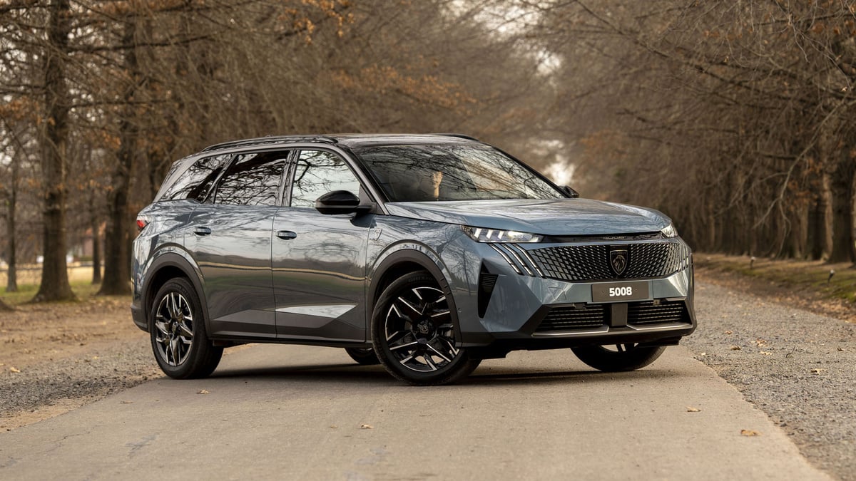 Peugeot 5008 : la version essence de 180 ch qu’on n’a pas en Europe (et c’est frustrant)