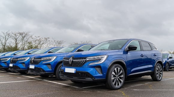 Une étude critique la voiture de fonction, jugée coûteuse et inégalitaire