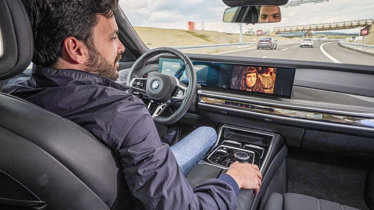 Conduite autonome : pourquoi BMW et Mercedes freinent sur le niveau 3