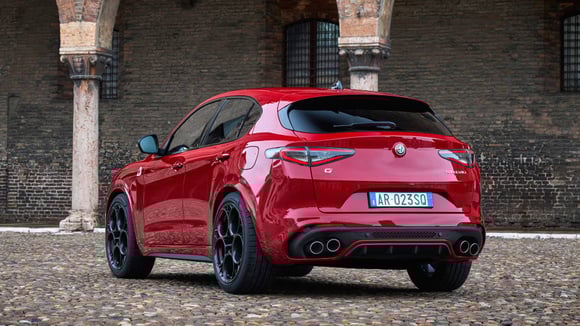 Stelvio Quadrifoglio : V6 2.9 biturbo de 520 ch, sans électrification