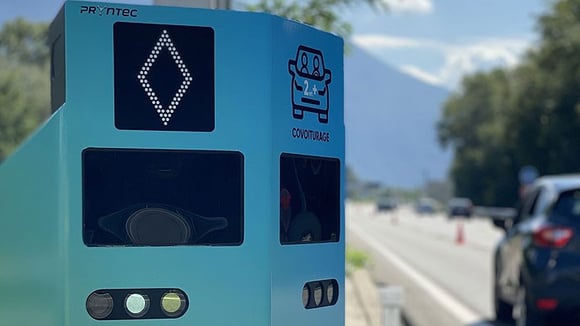 Des radars de covoiturage qui comptent les occupants peuvent rater un enfant en bas âge dans son siège