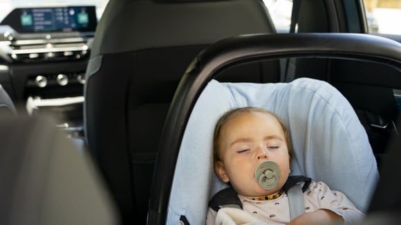 Des conducteurs verbalisés sur une voie de covoiturage malgré la présence d’un bébé à bord