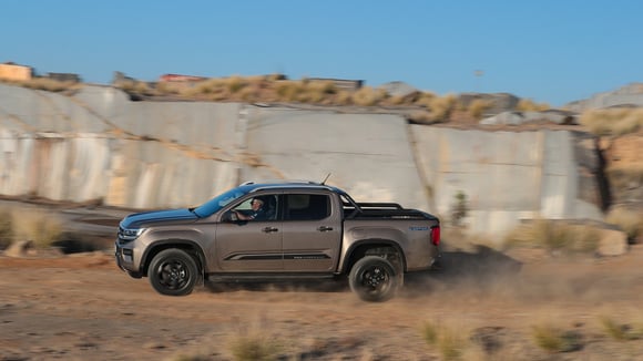 Amarok transformé en MV.1 avec plusieurs aménagements possibles