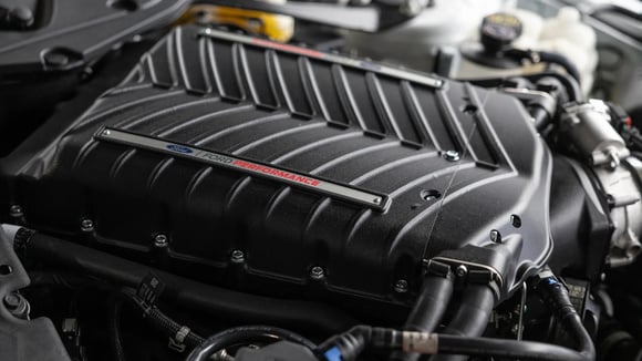Aux États-Unis, Ford propose une offre pour augmenter la puissance d’un V8 tout en conservant la garantie