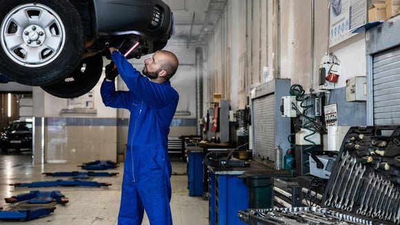 Les entretiens doivent être réalisés dans le réseau agréé Suzuki pour conserver la garantie