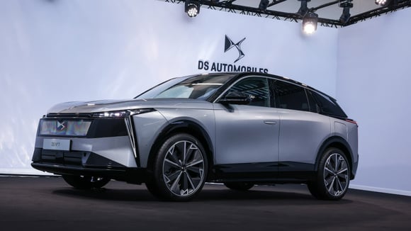 Le DS N°7 adopte un style entièrement renouvelé