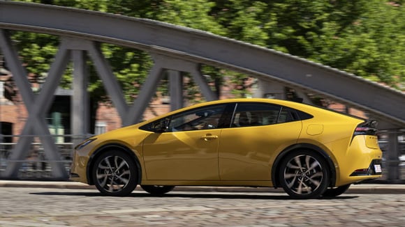 La Toyota Prius 5 a été proposée en Europe uniquement en hybride rechargeable