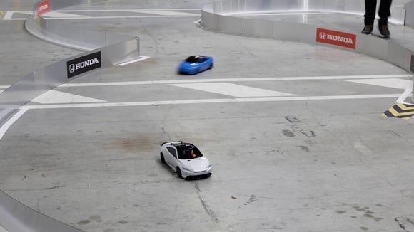 Des mini Honda Prelude radiocommandées seront pilotables à distance lors du Mondial de Paris