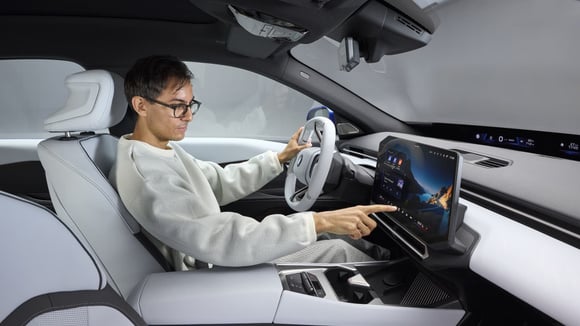 Message de demande d’autorisation sur l’écran central d’une BMW