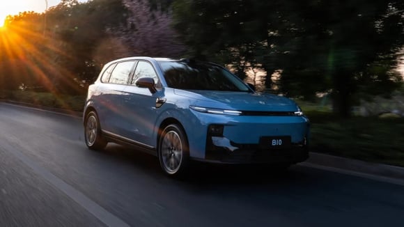 Le Leapmotor B10 dans sa version électrique pourrait faire partie des modèles produits au Canada.