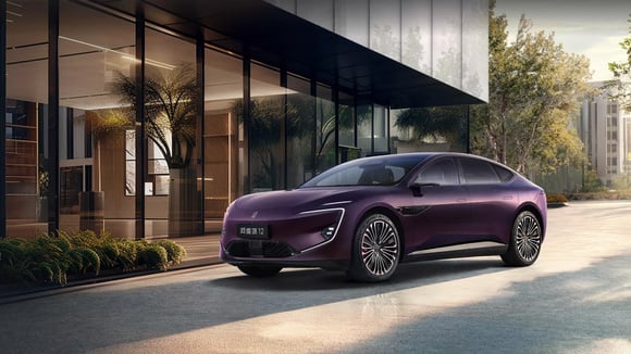 Le sénateur Bernie Moreno veut interdire totalement les voitures chinoises