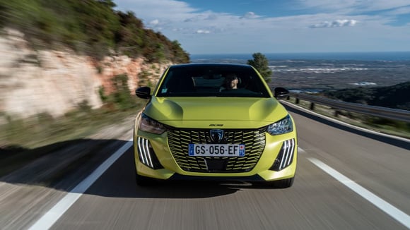 Une Peugeot e-208 produite en Espagne