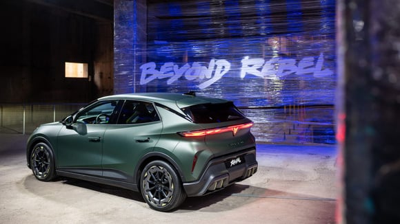 La Cupra Raval propose plusieurs niveaux de puissance et deux tailles de batterie.