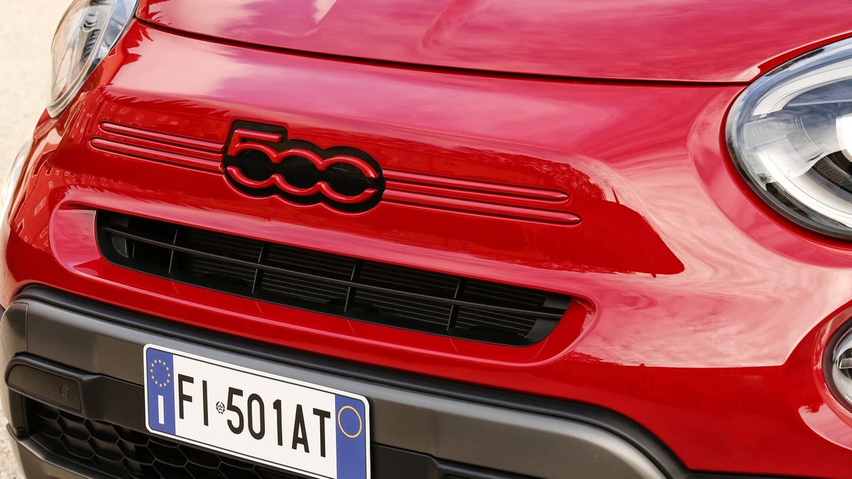Aux États-Unis, un Fiat 500X « disparu » fait mieux que la Fiat 500 électrique