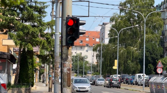 Radar de feu rouge : déclenchement uniquement au rouge