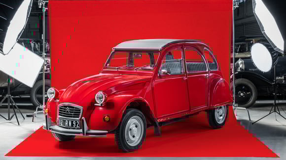 La Citroën 2CV, référence historique de la berline populaire