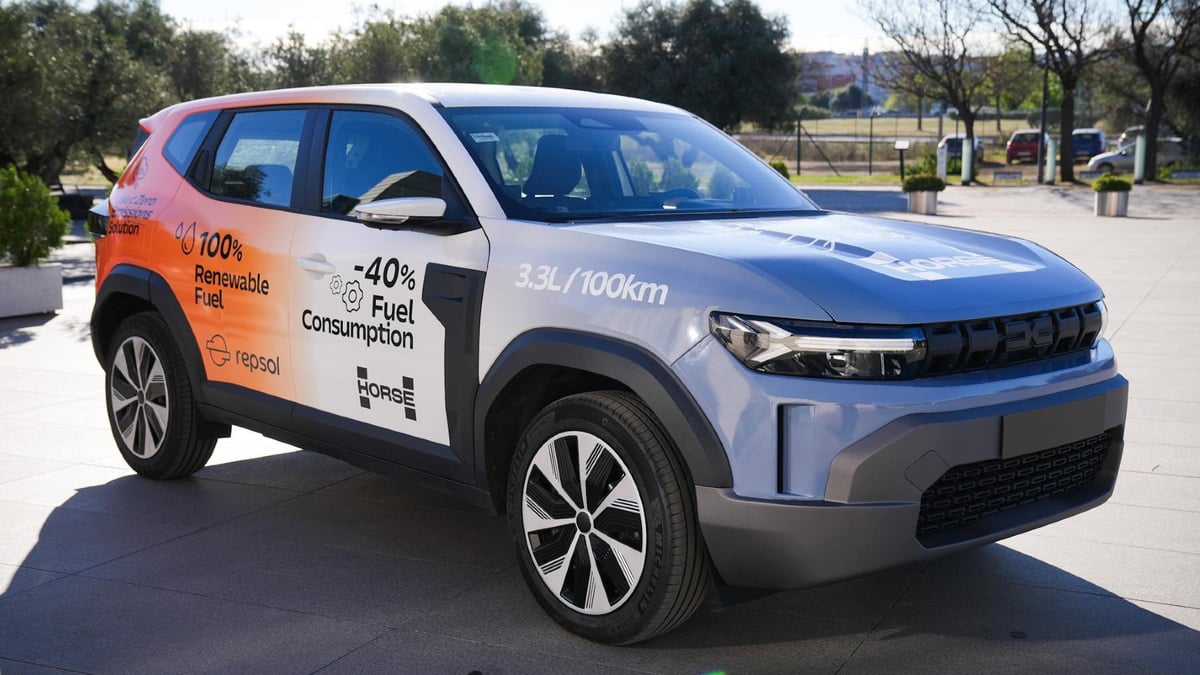 Un moteur essence à 3,3 l/100 km testé sur route dans un Dacia Duster : le thermique n’a pas dit son dernier mot