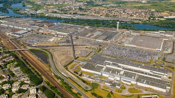 L’usine de Poissy assemble depuis 2021 la seconde génération de l’Opel Mokka