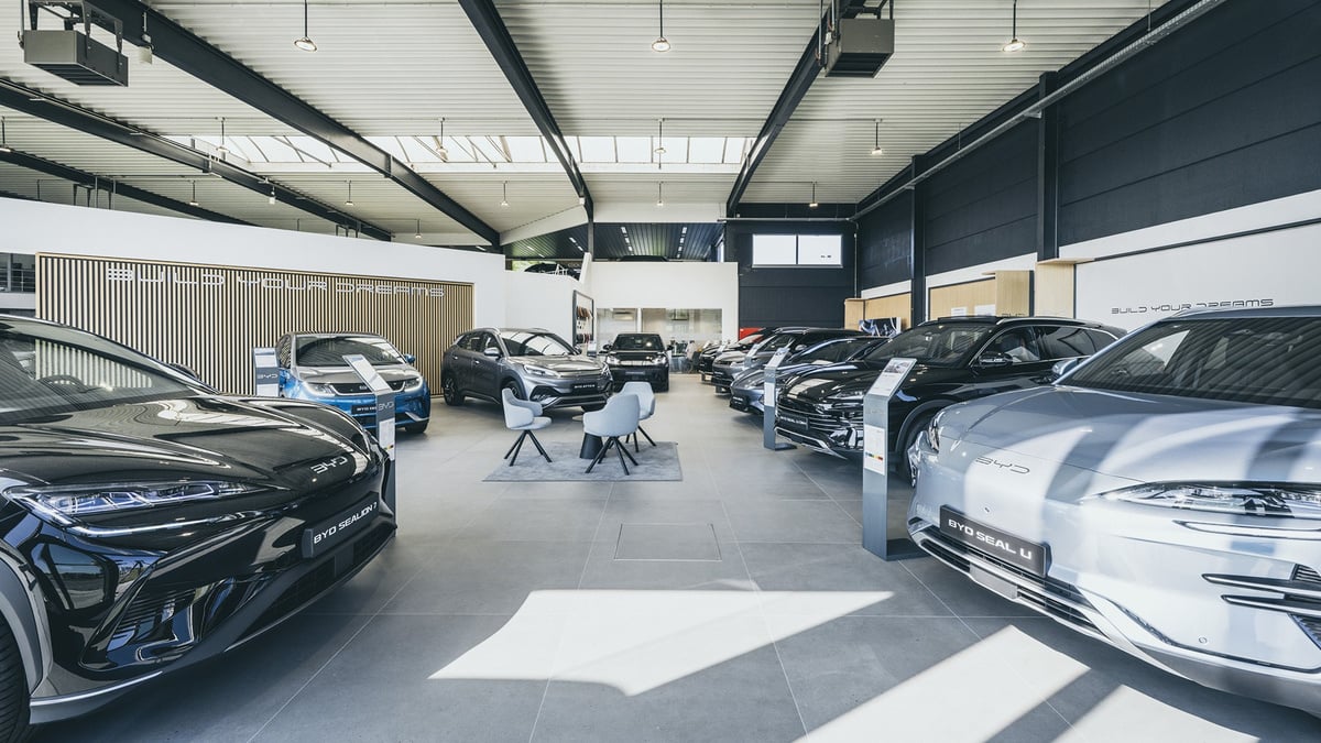 BYD veut peser à Bruxelles : le constructeur chinois vise l’ACEA