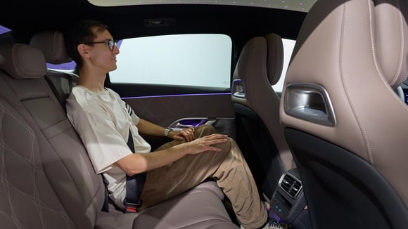 Places arrière de la Mercedes Classe C électrique