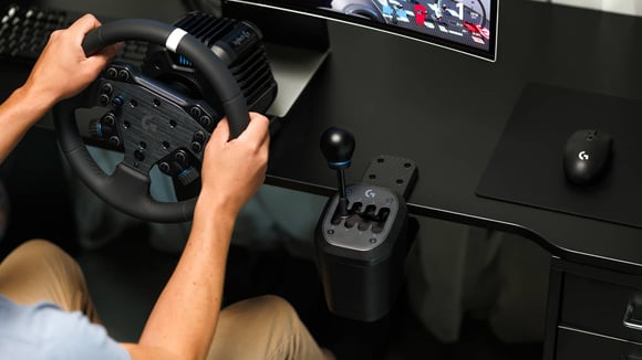 Le levier Logitech G RS H-Shifter complète la gamme RS